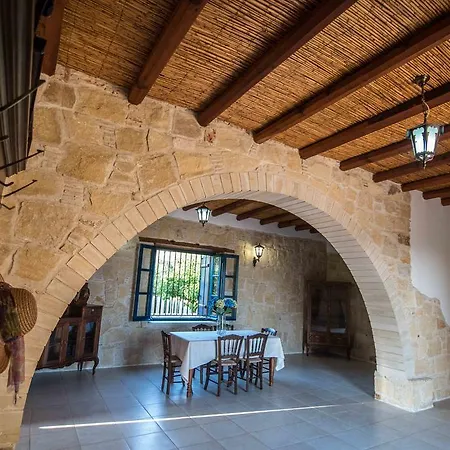 The Windmill Estate Βίλα Αγία Νάπα